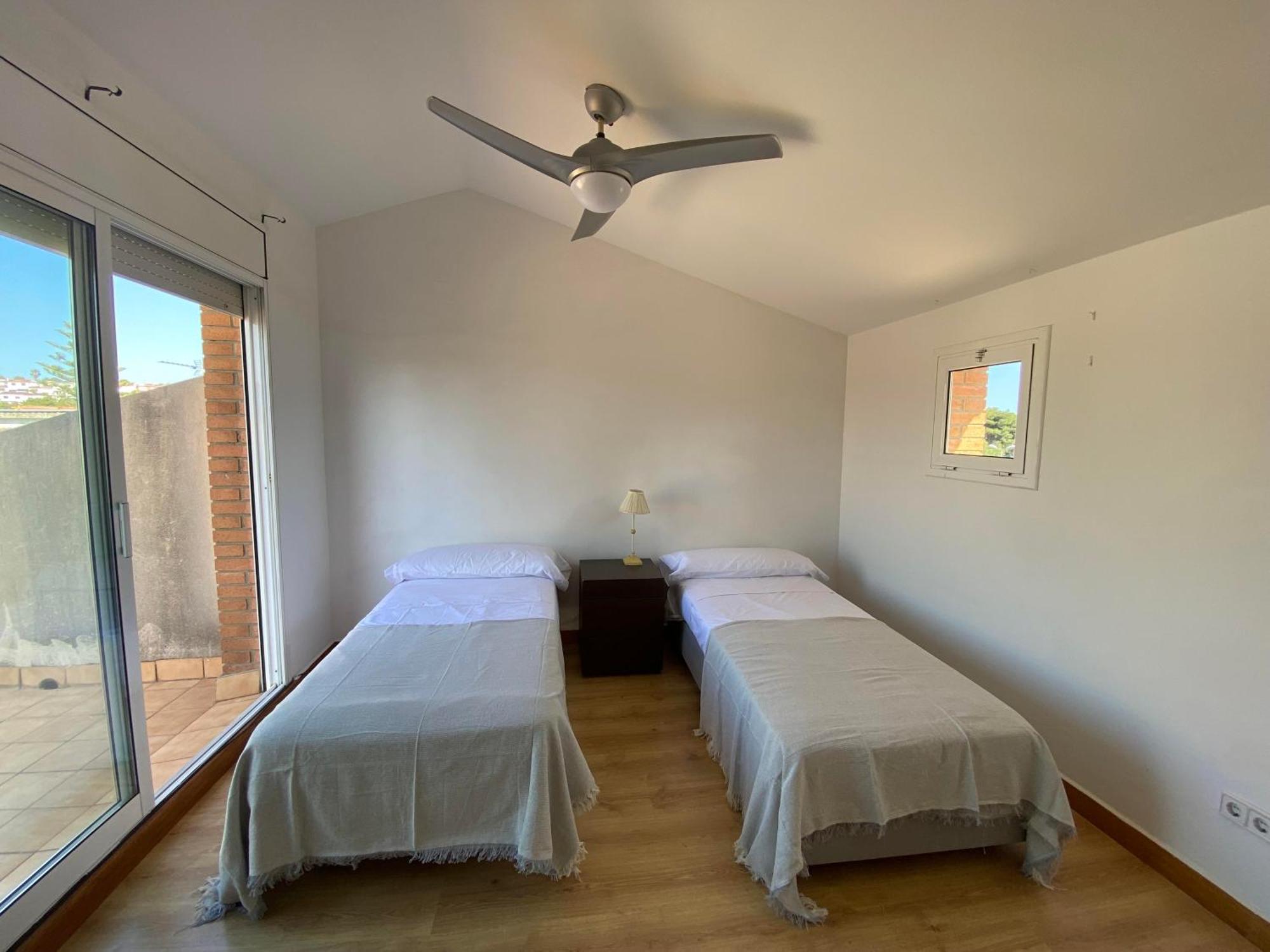 Villa Isabel Sitges, Rocamar Sant Pere De Ribes Esterno foto